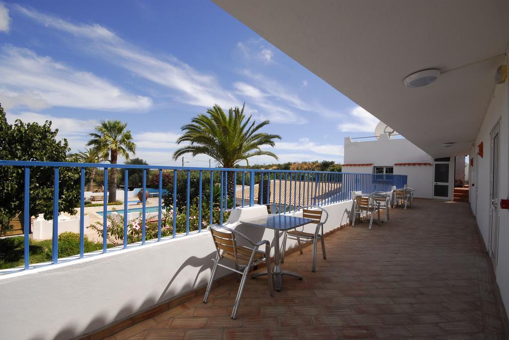 Отель Centre Algarve Монкарапашу Экстерьер фото
